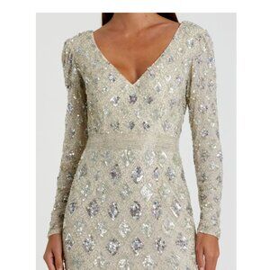 Mac Duggal (062) Silver Geometric Embellished Gown, Style# 5021, Size 12, Nude